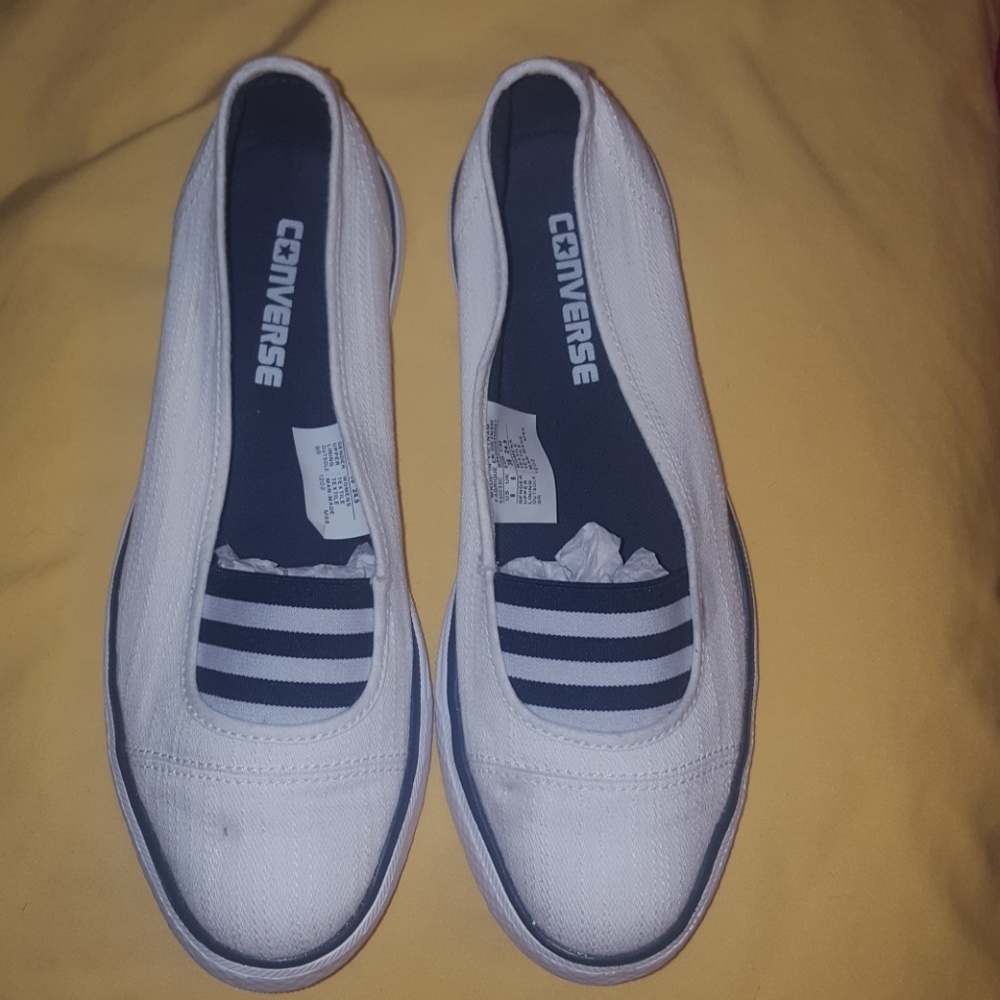 Converse slip ons